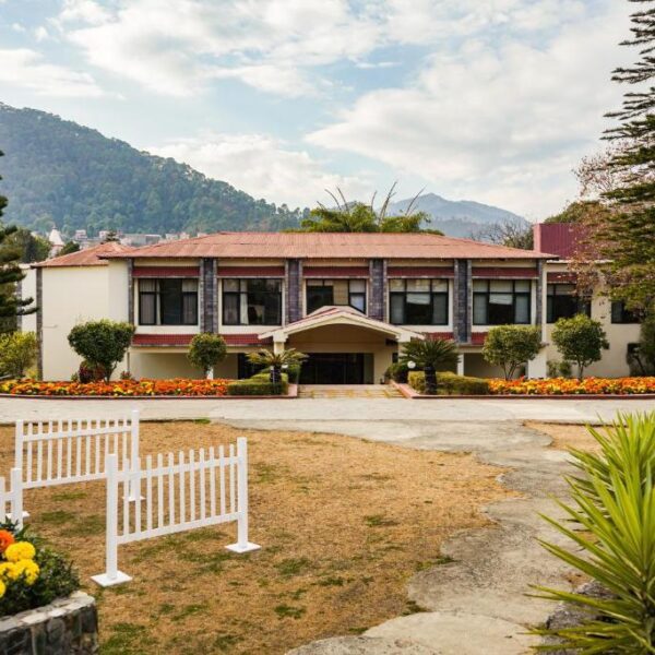 Country Inn Nature Resort, Bhimtal