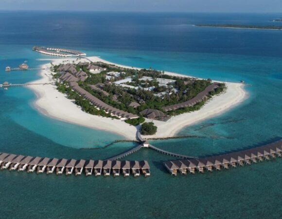 Maldives – Luxury Maldives Getaway at Brennia Kottefaru