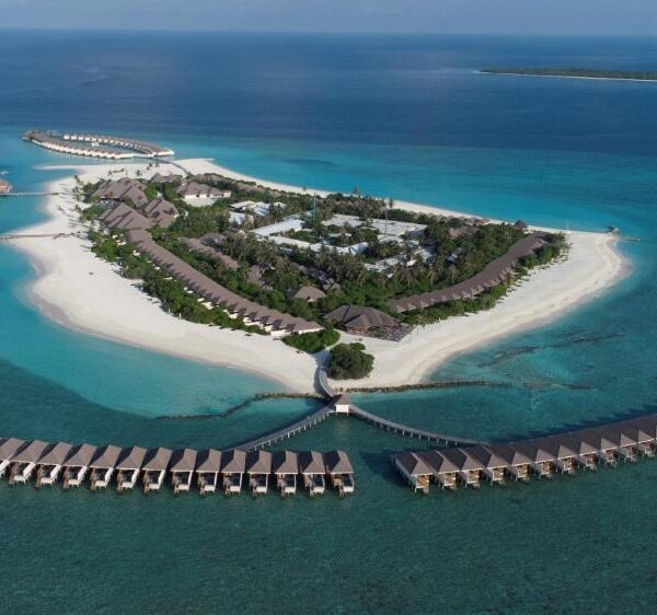 Maldives - Luxury Maldives Getaway at Brennia Kottefaru
